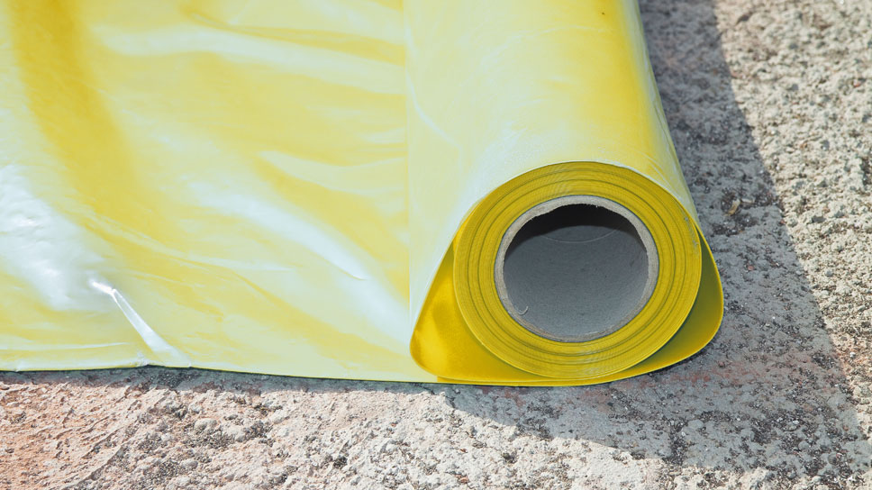 Vapour barrier film versus PUR foam insulation - is the foam vapour-permeable?